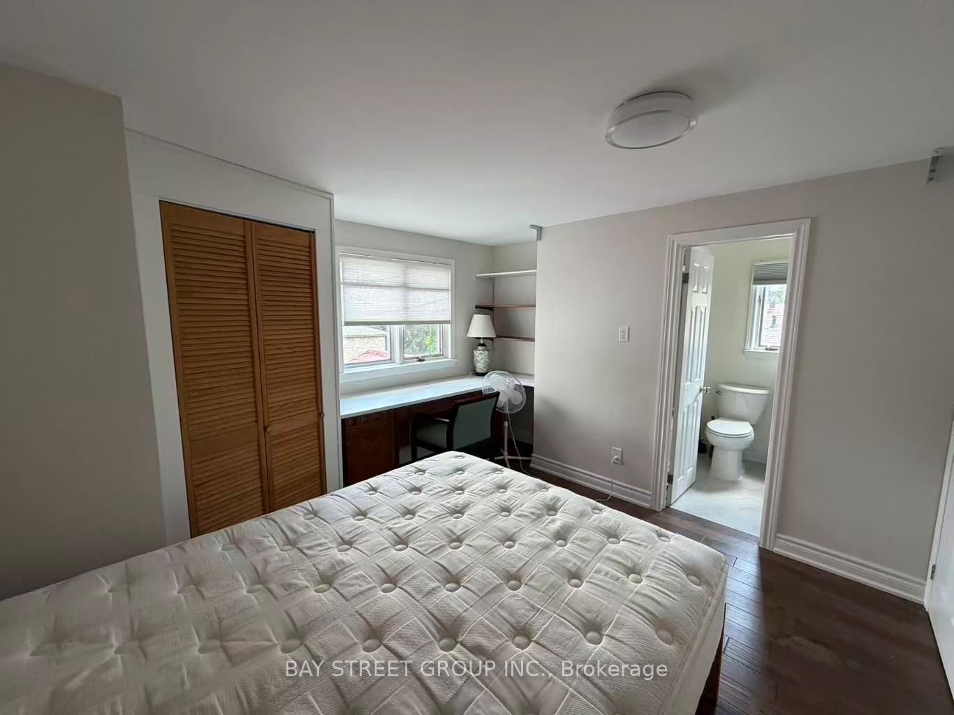 19 Dunsfold Drive 3 Property Photo 3