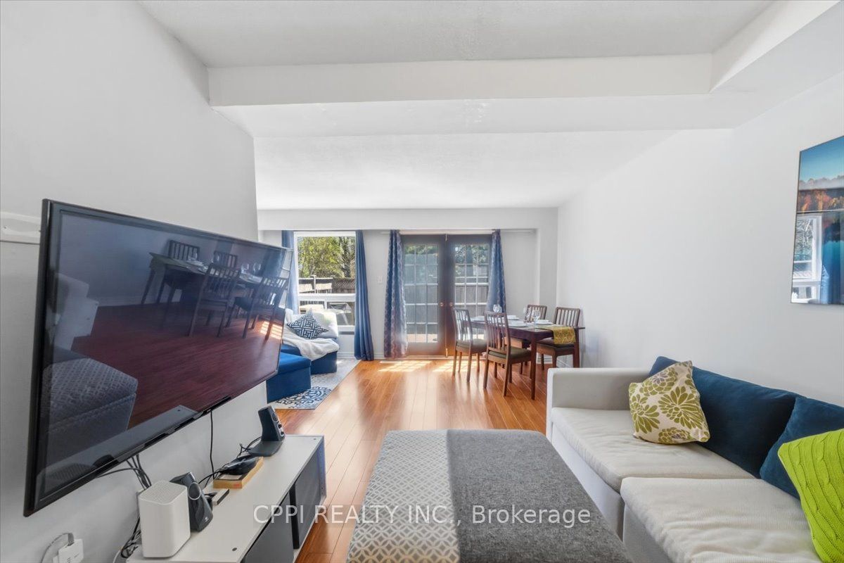 2 Davisbrook Boulevard 14 Property Photo 9