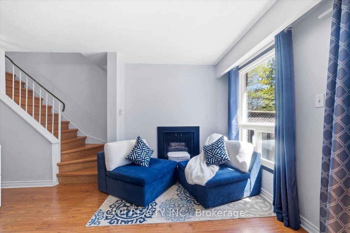 2 Davisbrook Boulevard 14 Property Photo 17