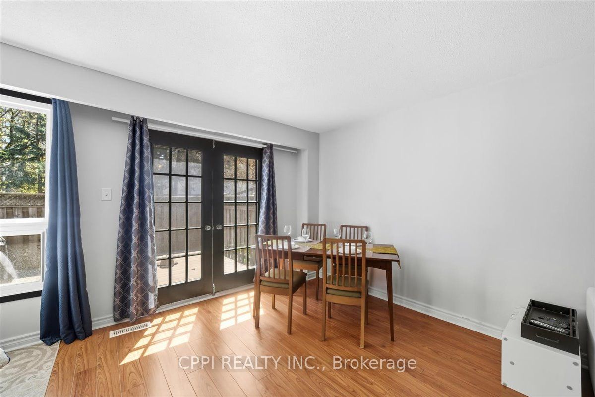2 Davisbrook Boulevard 14 Property Photo 18