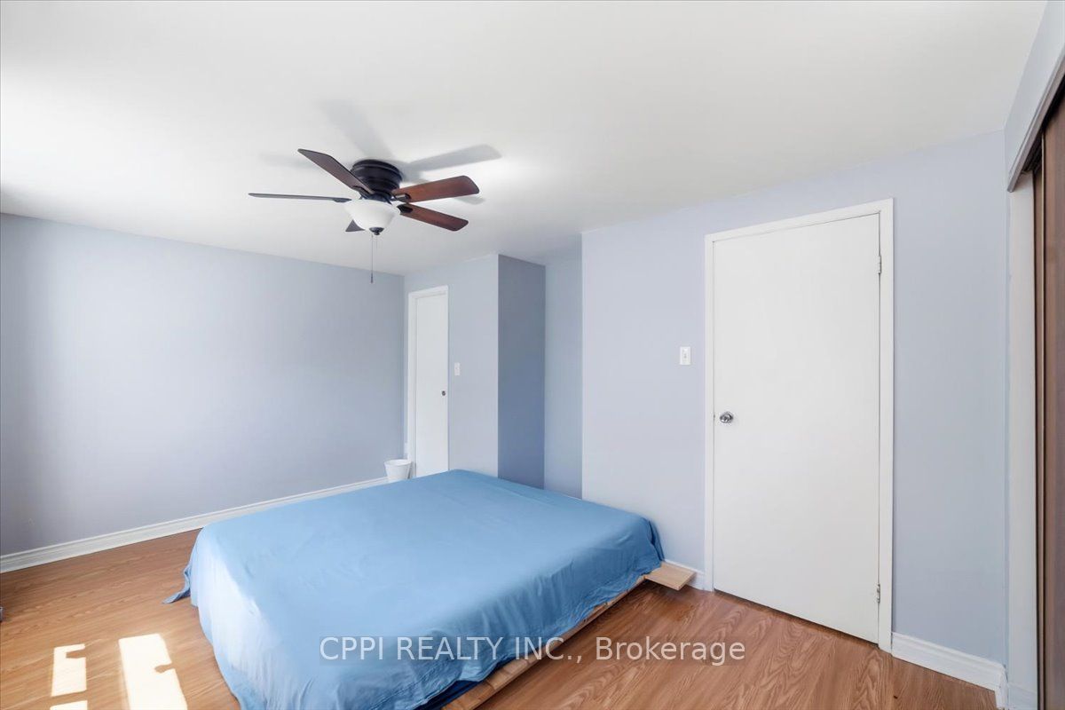 2 Davisbrook Boulevard 14 Property Photo 23