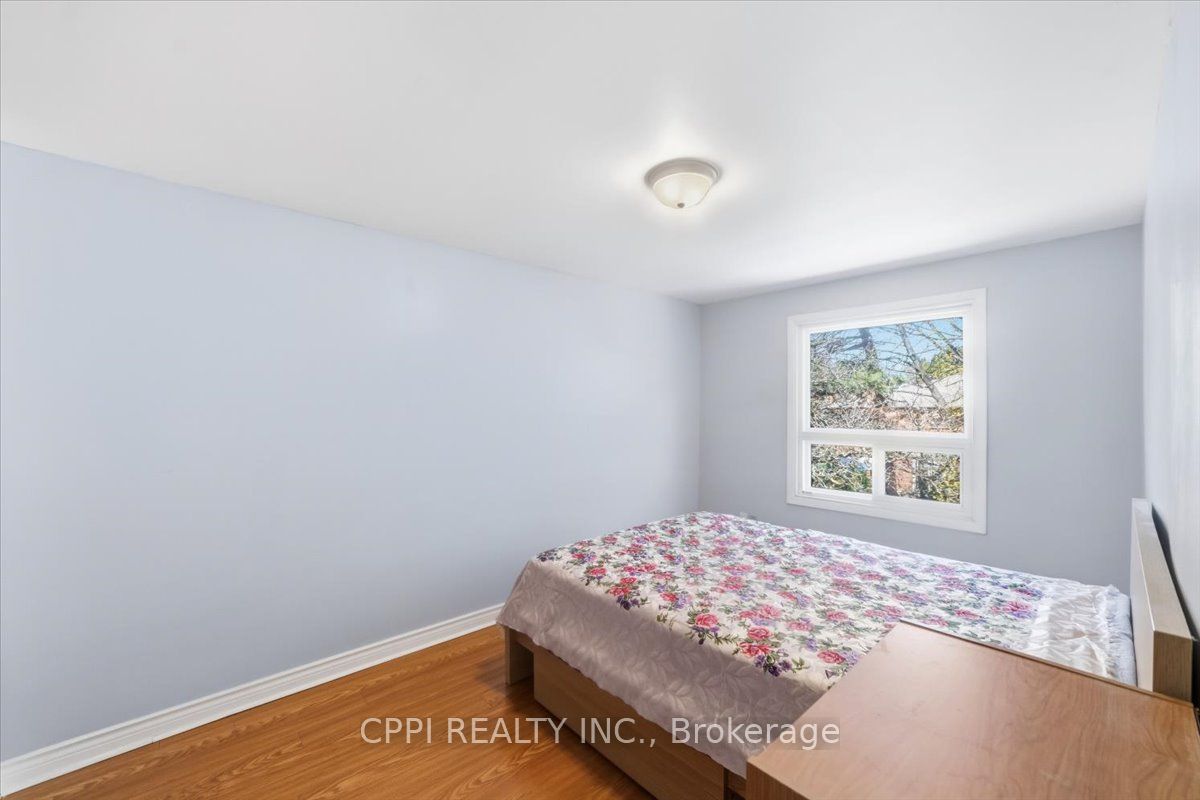 2 Davisbrook Boulevard 14 Property Photo 26