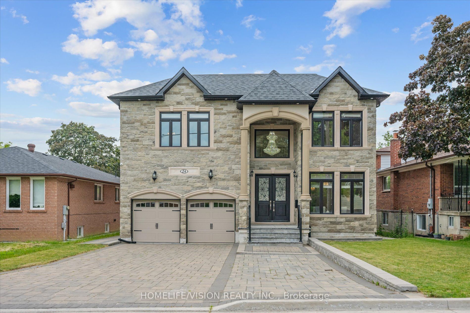 24 Cedar Brae Boulevard Property Photo 2