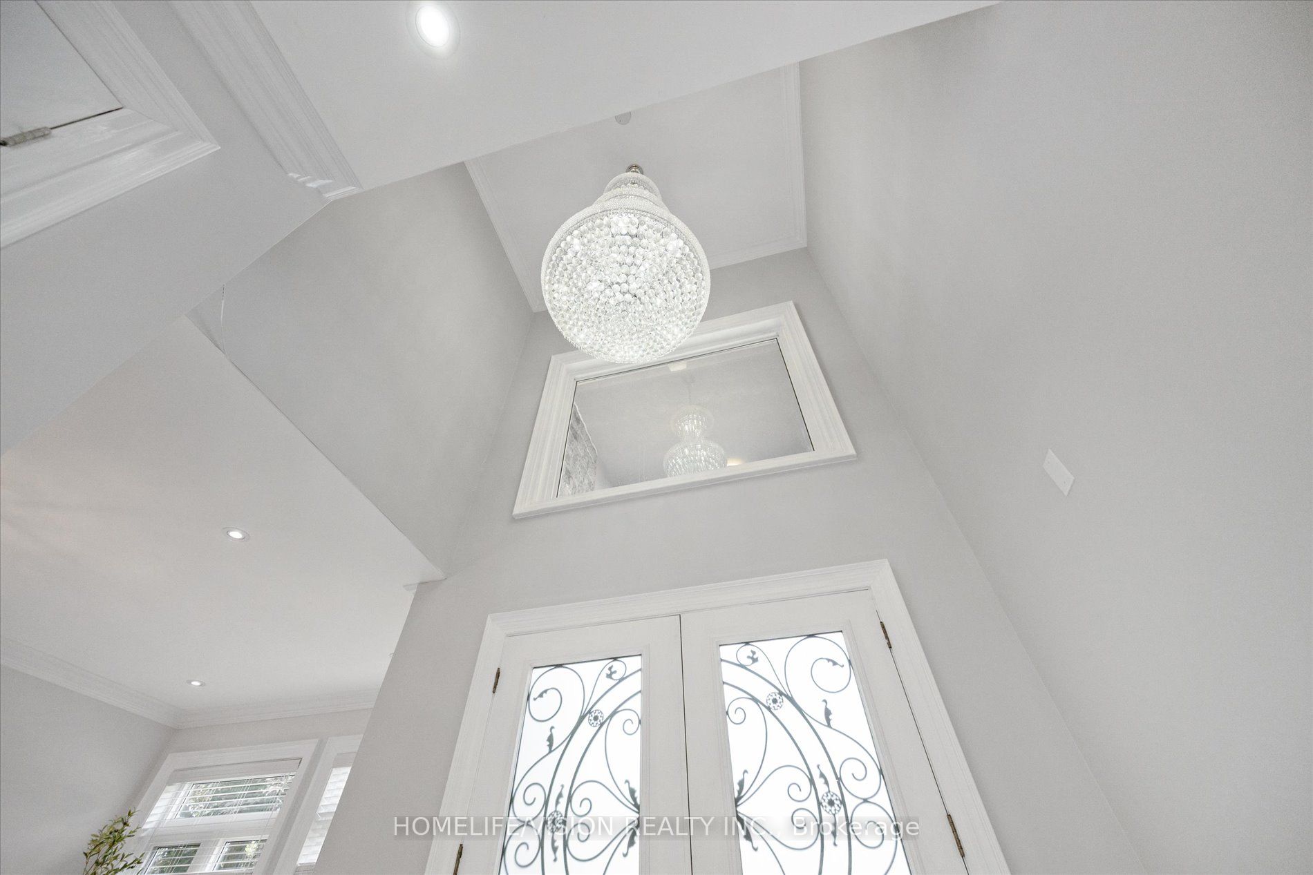 24 Cedar Brae Boulevard Property Photo 5