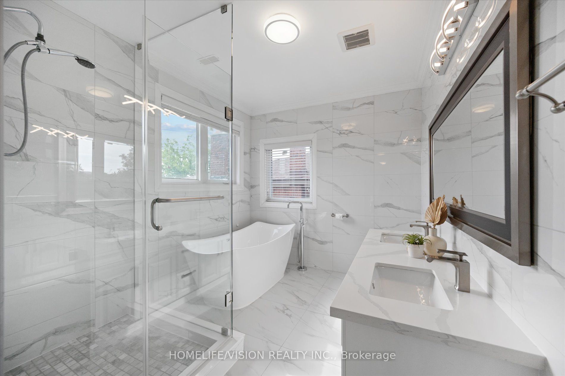 24 Cedar Brae Boulevard Property Photo 28