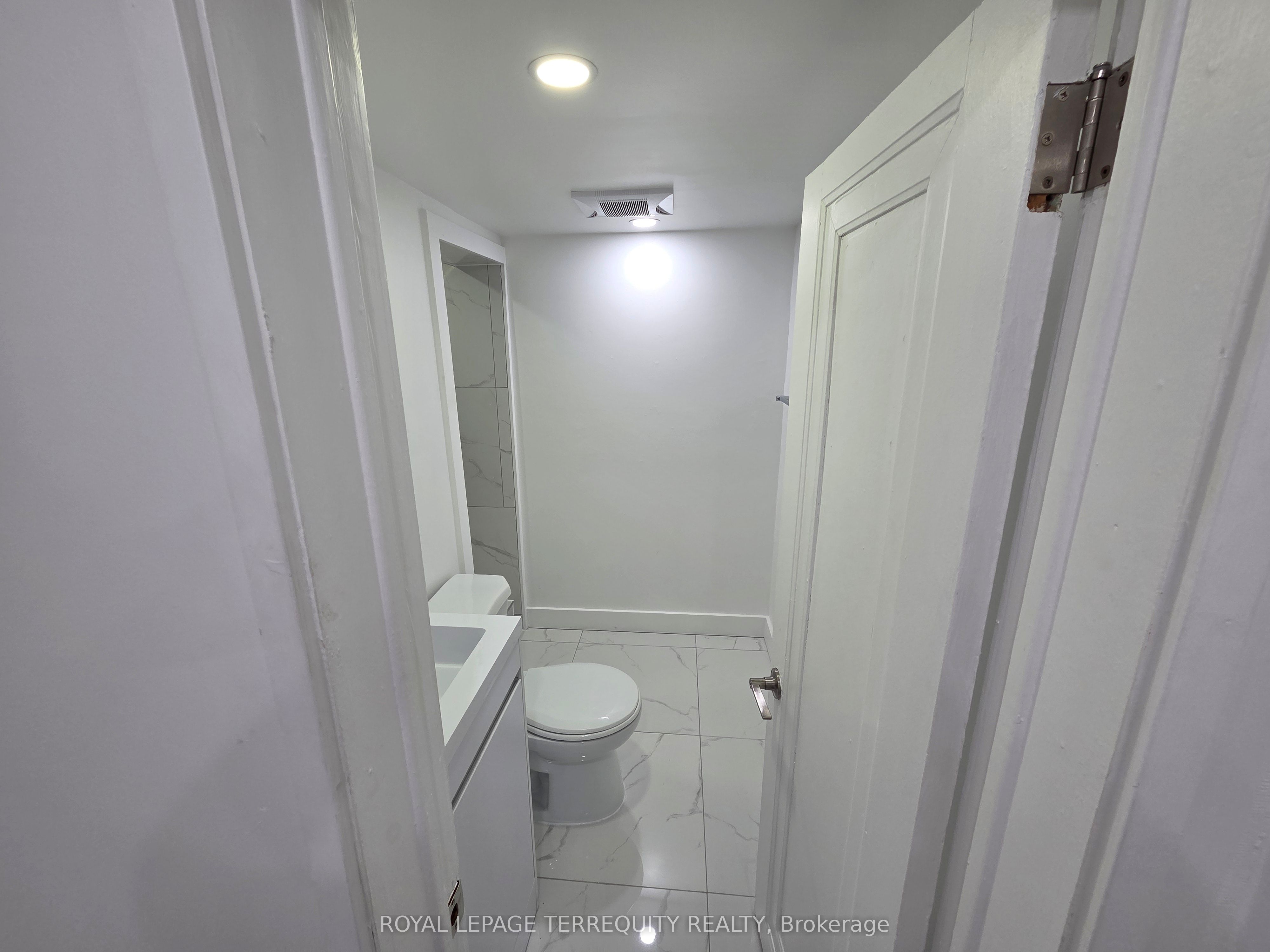 214 Clonmore Drive Property Photo 2