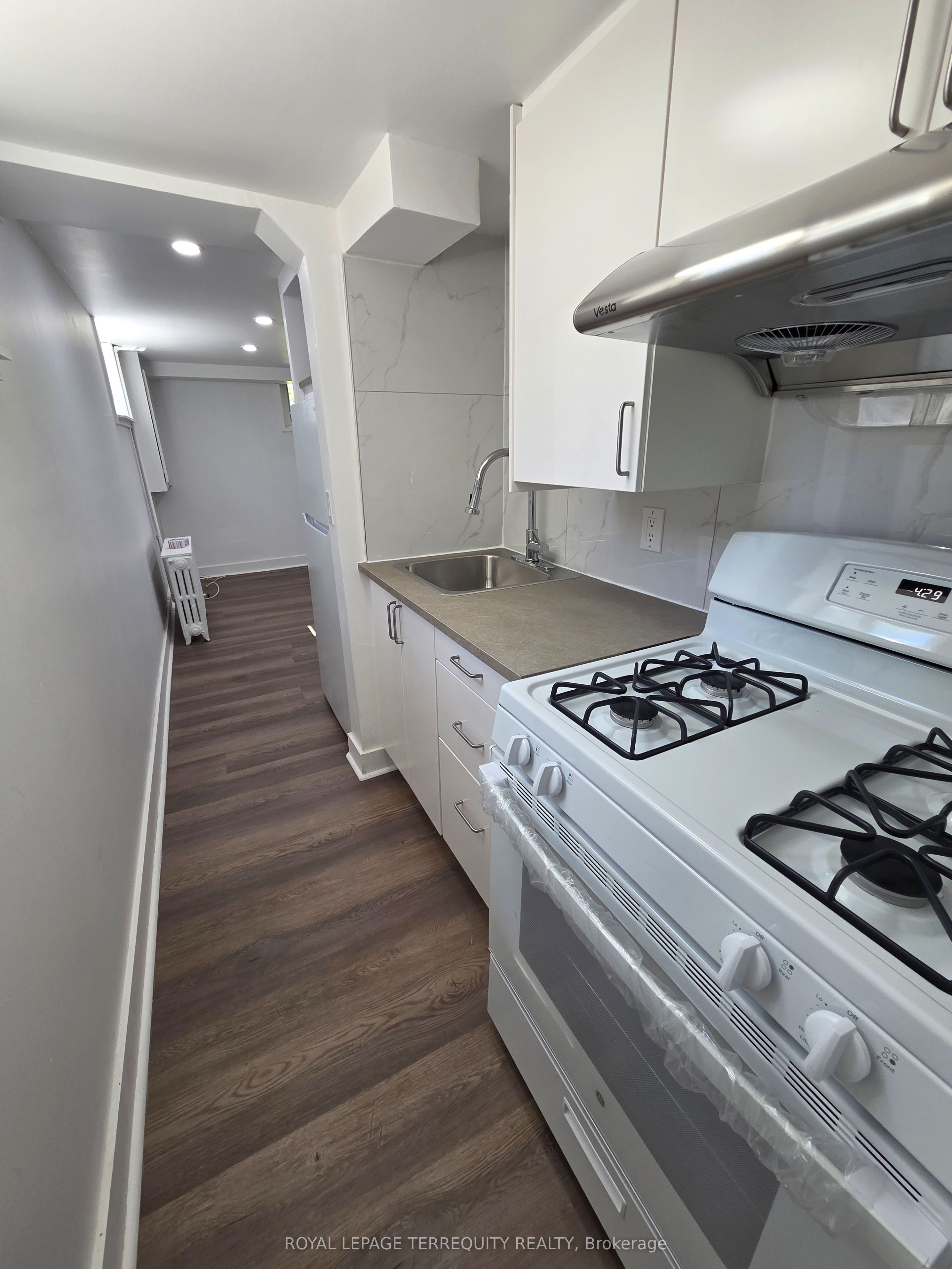 214 Clonmore Drive Property Photo 14