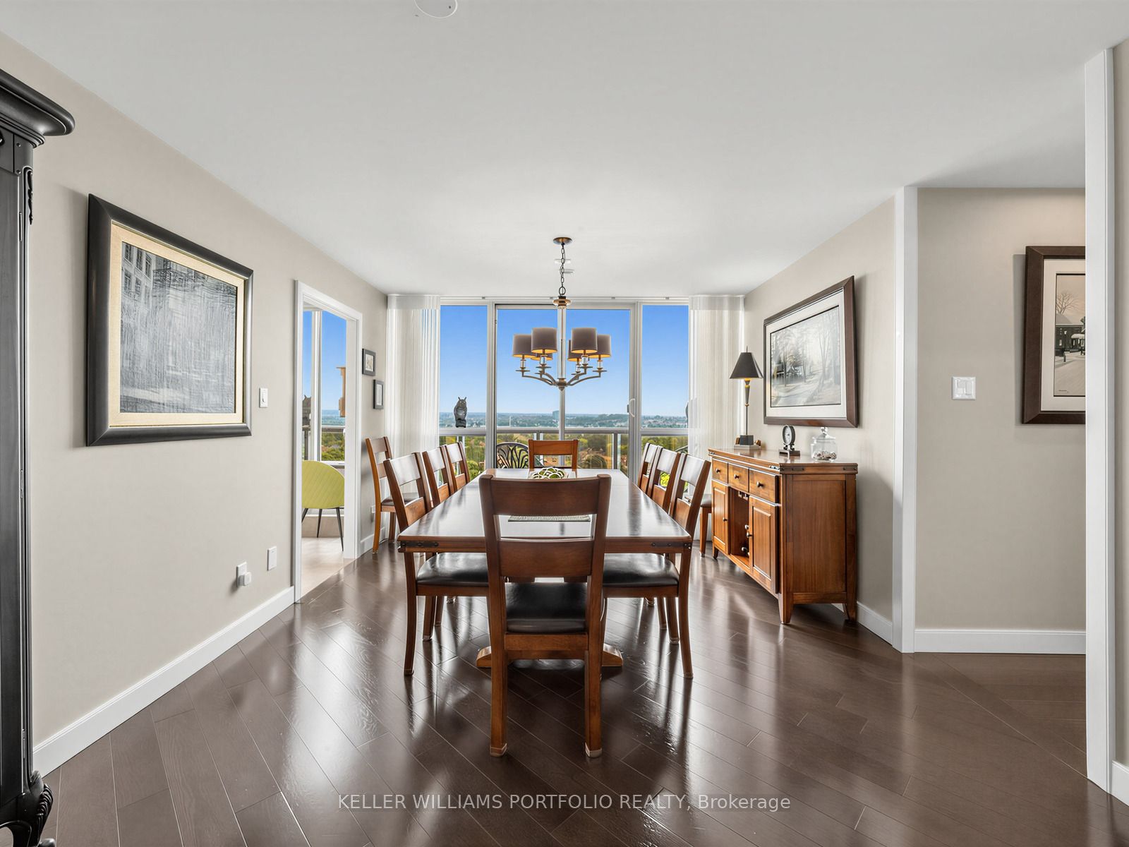 2 Westney Road N Ph208 Property Photo 16