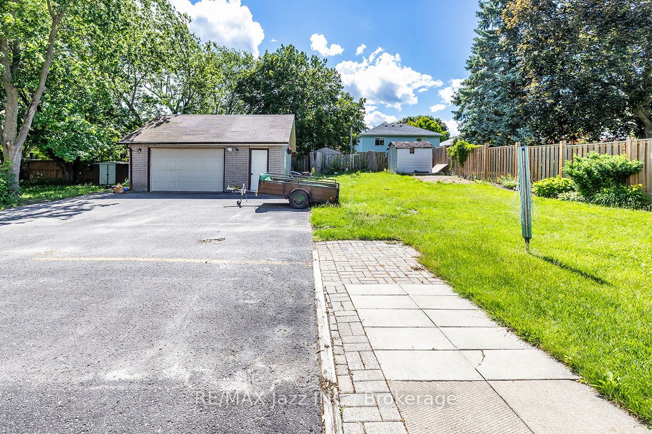 27 Waverley Road Property Photo 4