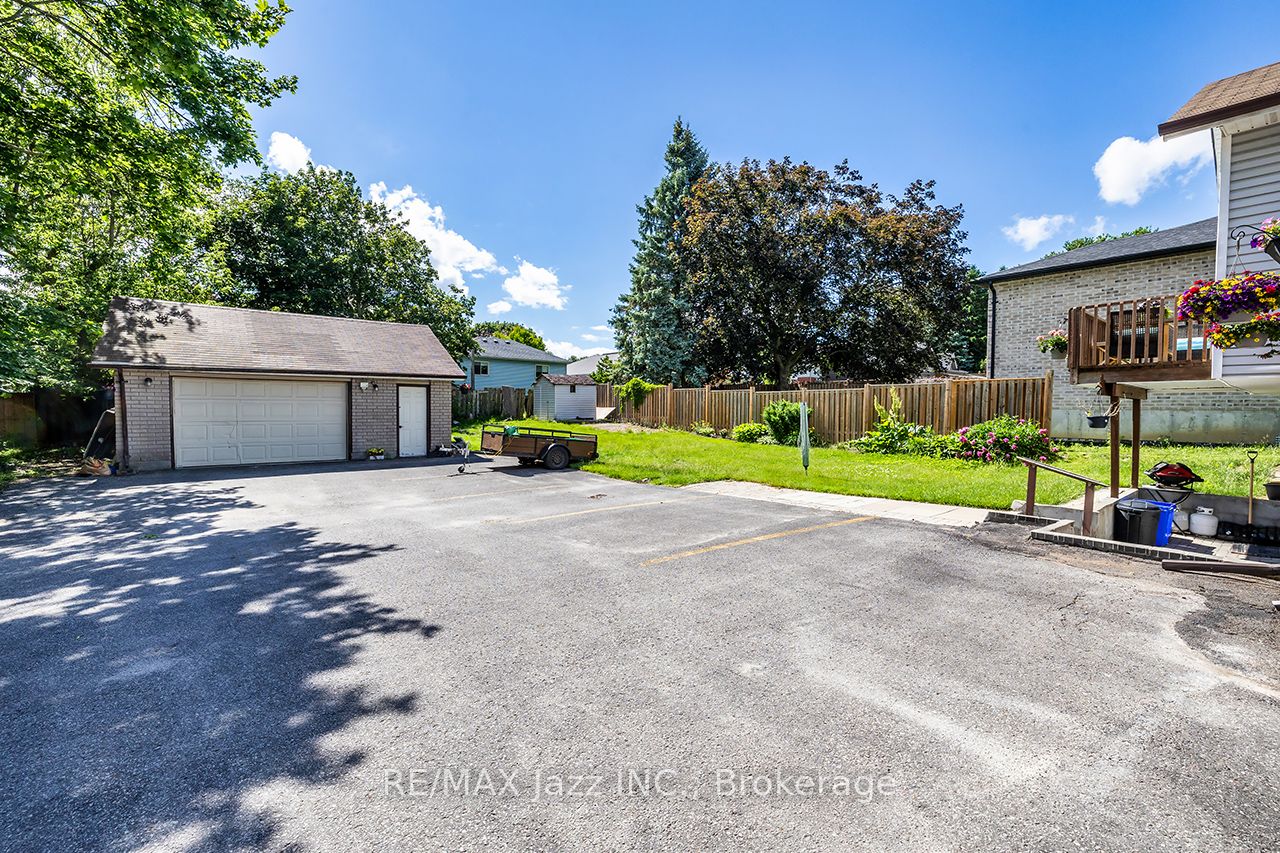 27 Waverley Road Property Photo 5