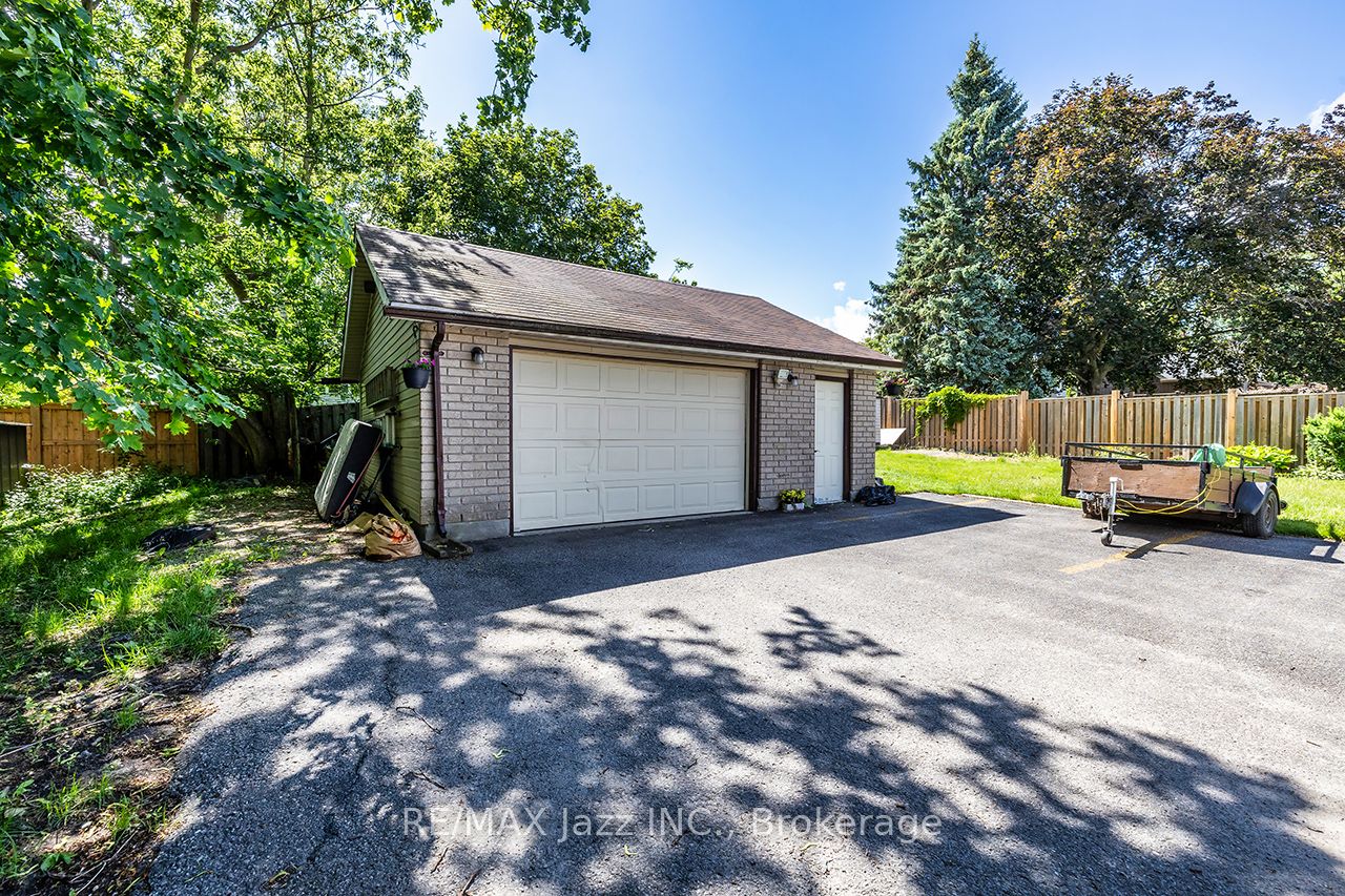 27 Waverley Road Property Photo 10