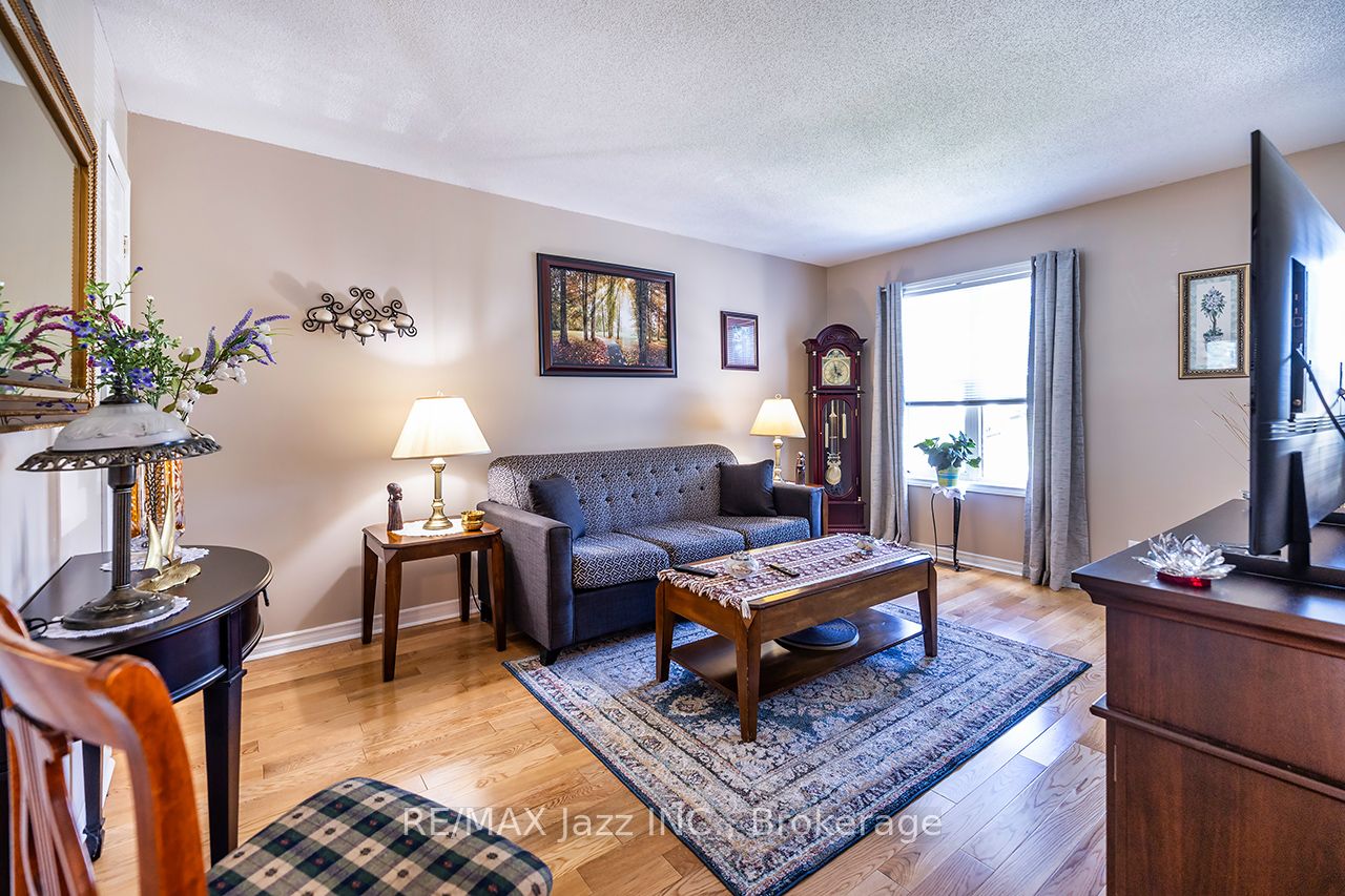 27 Waverley Road Property Photo 20