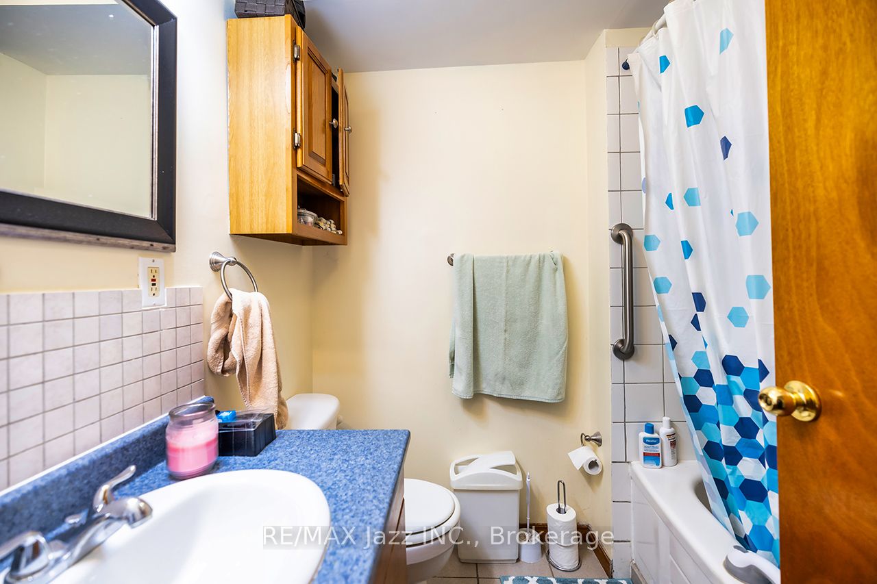 27 Waverley Road Property Photo 28