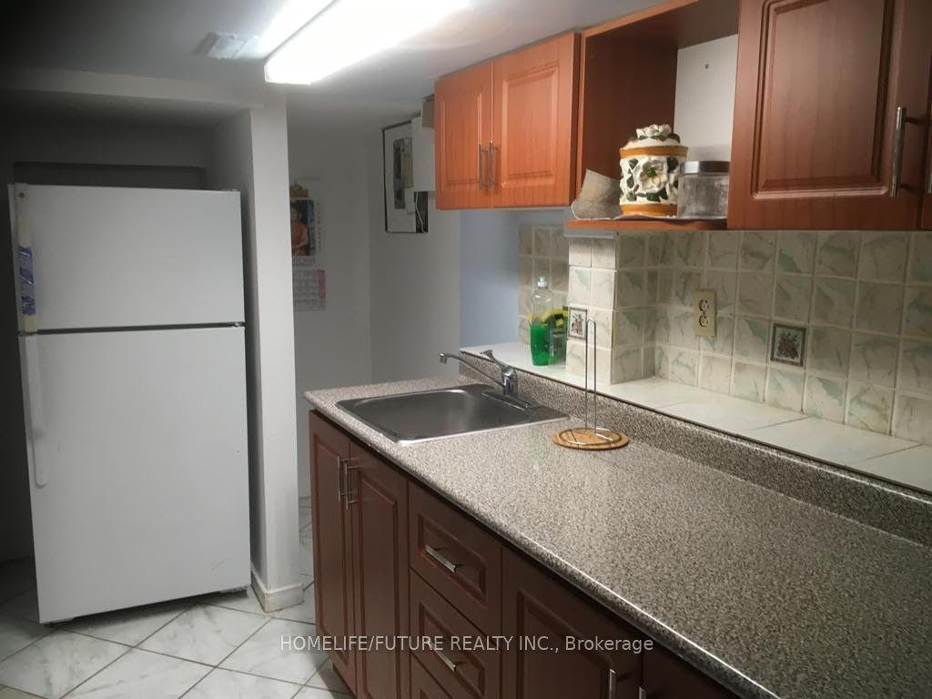 70 Oakhaven Drive Bsmt Property Photo 3