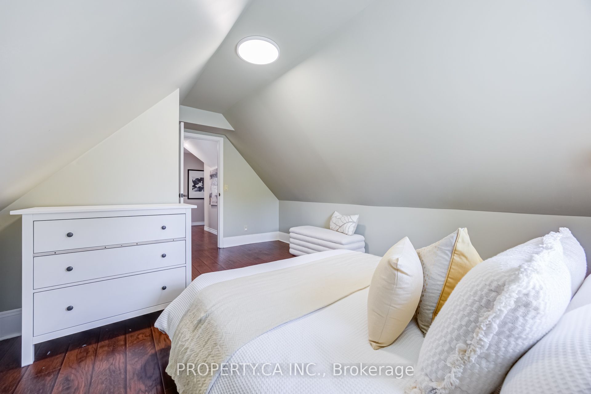566 Rougemount Drive Property Photo 19