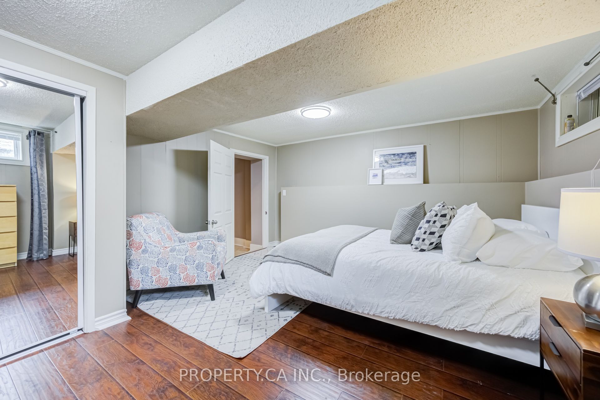 566 Rougemount Drive Property Photo 27