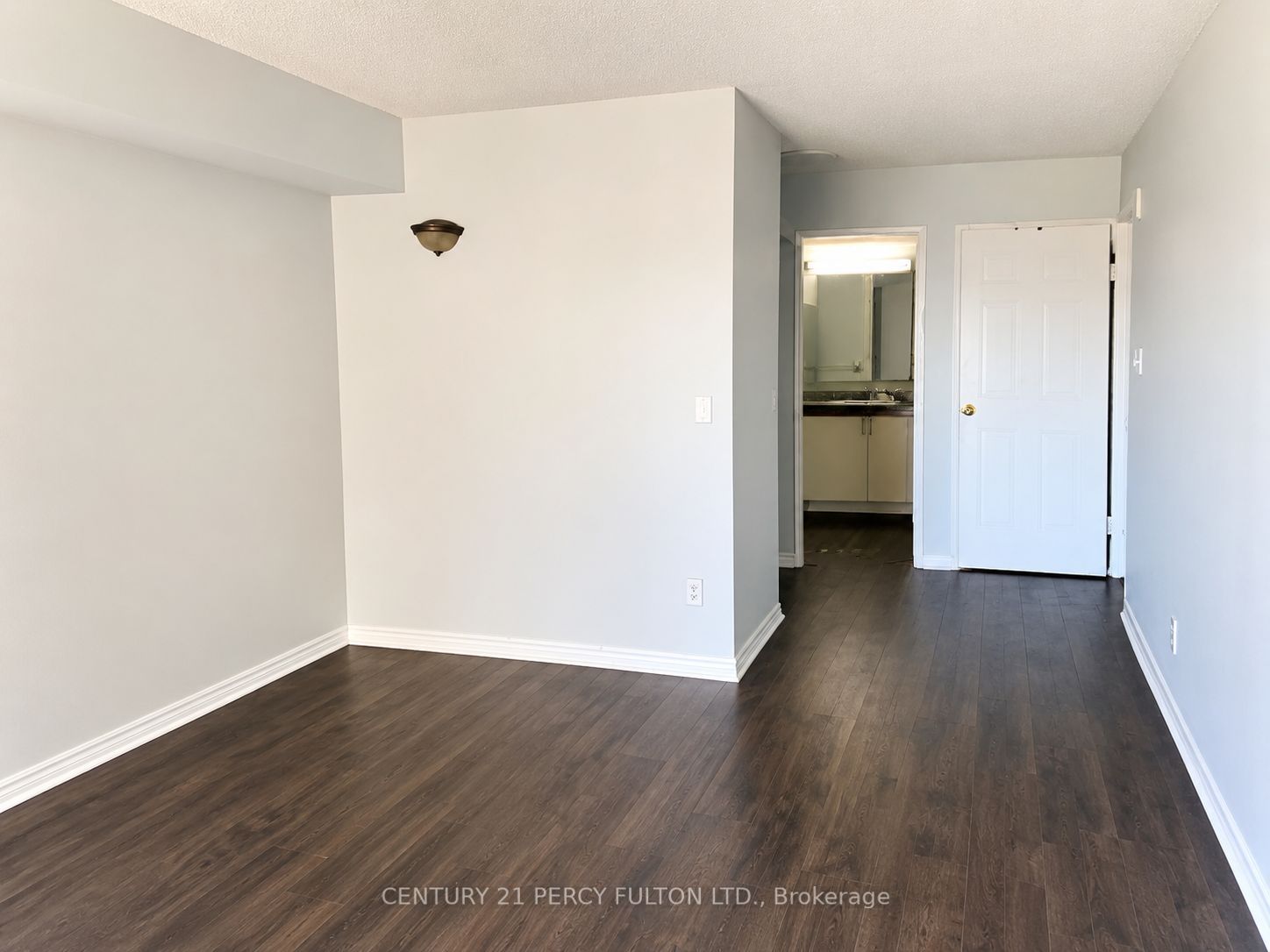 480 Mclevin Avenue 709 Property Photo 7