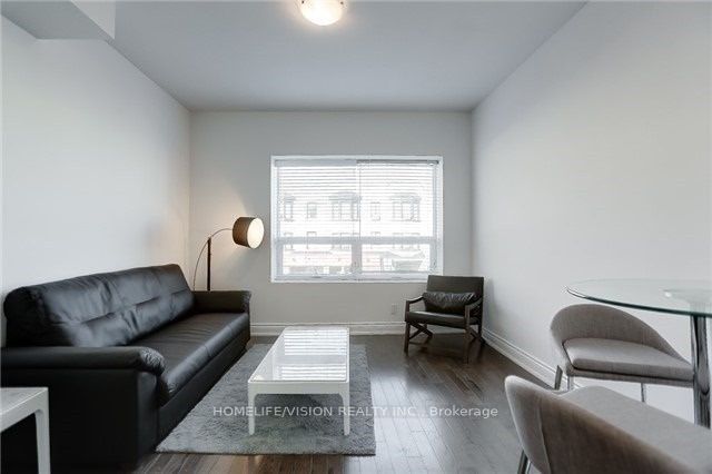 683 Danforth Avenue 201 Property Photo 2