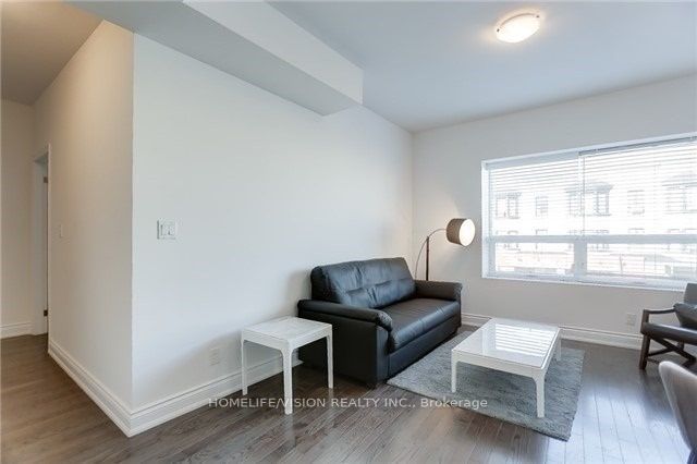 683 Danforth Avenue 201 Property Photo 3