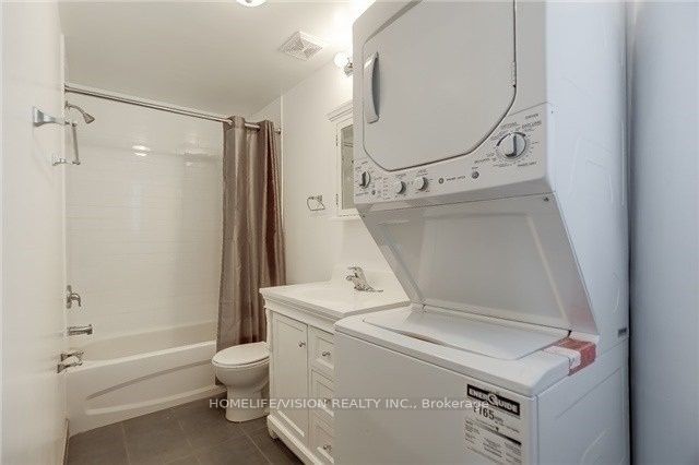 683 Danforth Avenue 201 Property Photo 12