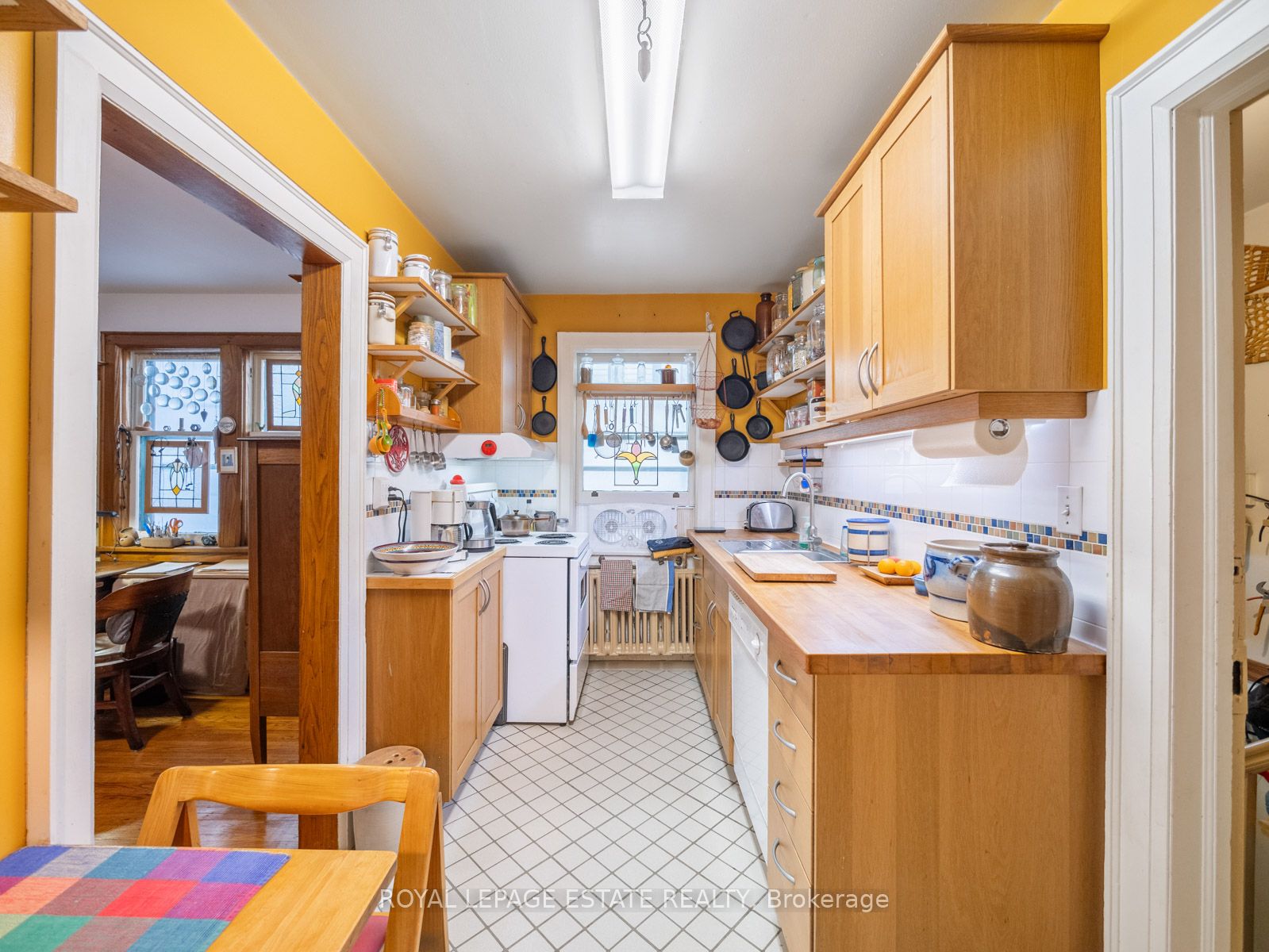 2275 Queen Street E Property Photo 13