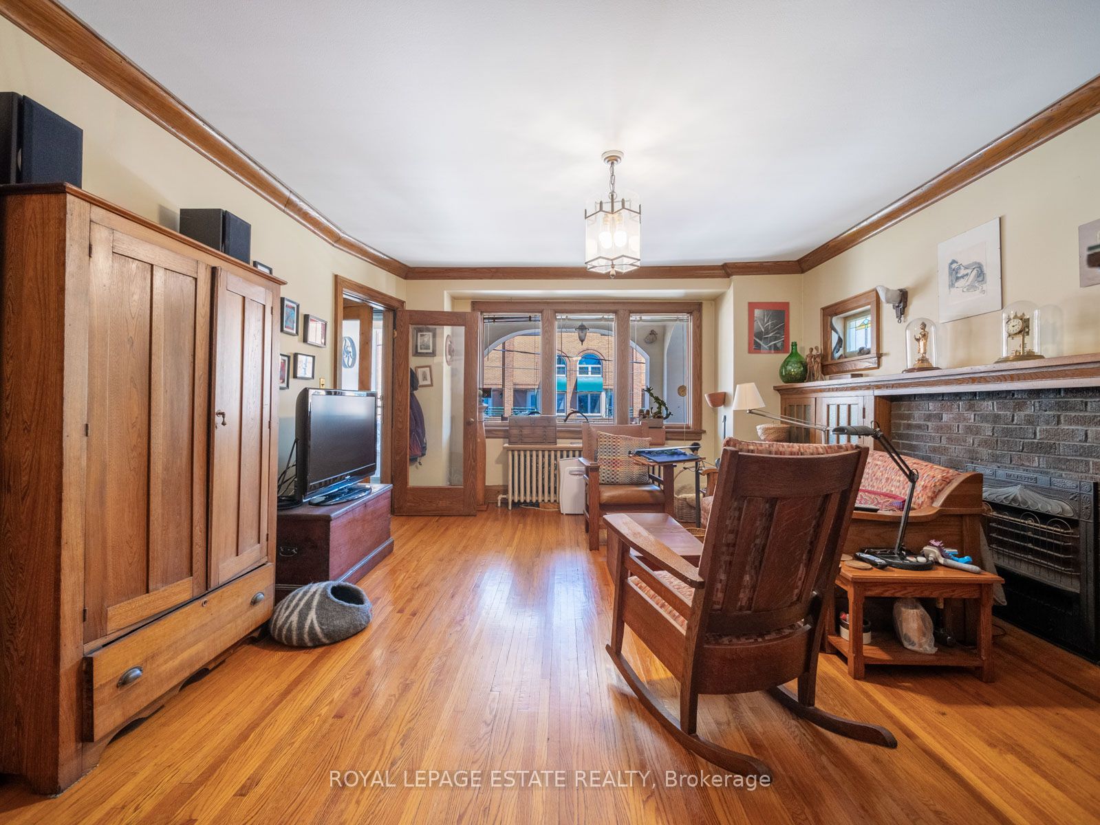 2275 Queen Street E Property Photo 19