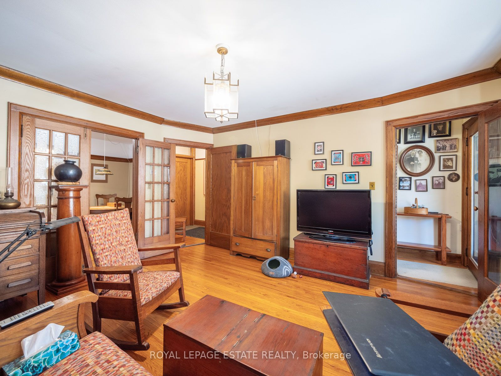 2275 Queen Street E Property Photo 20