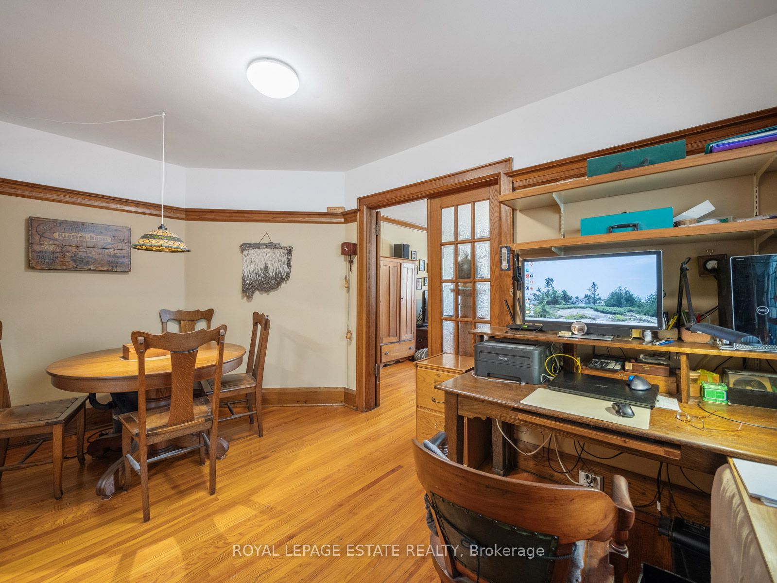 2275 Queen Street E Property Photo 21