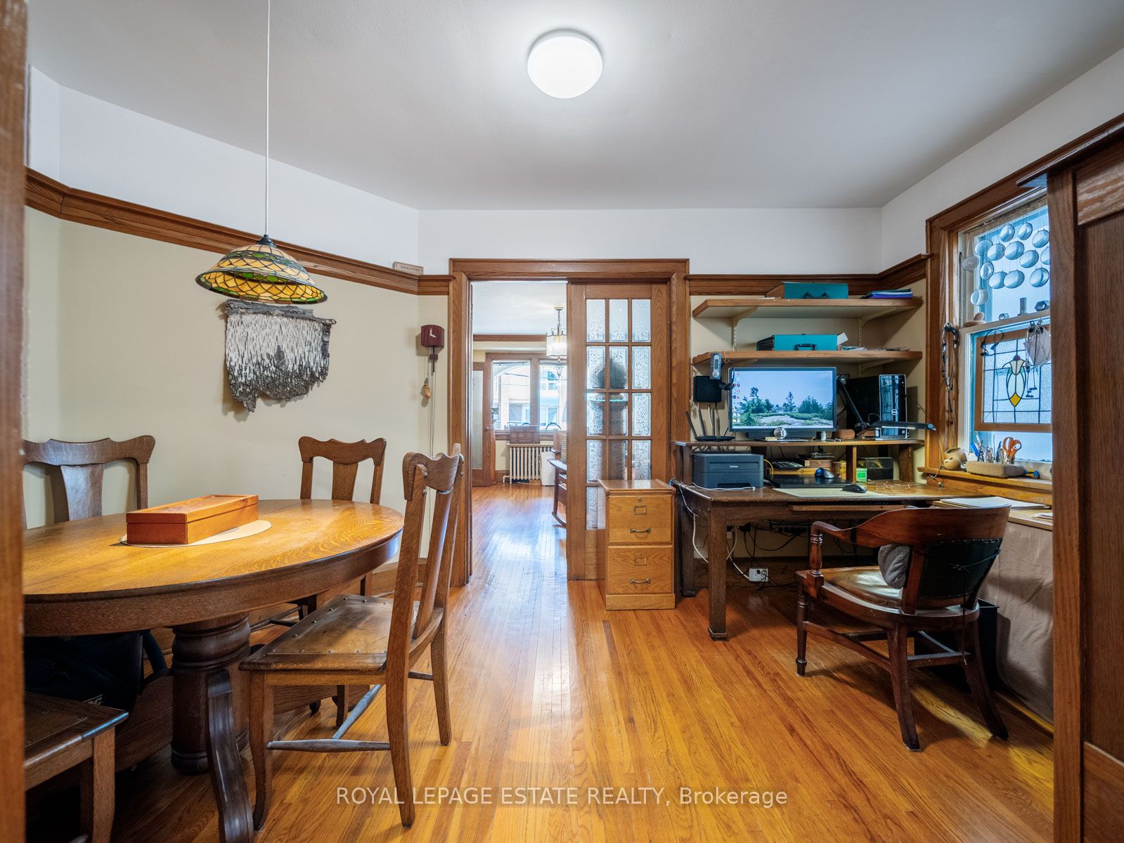 2275 Queen Street E Property Photo 24