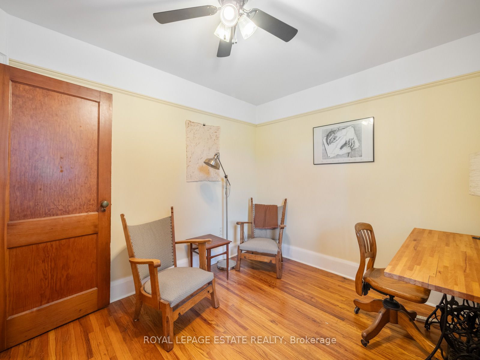 2275 Queen Street E Property Photo 27