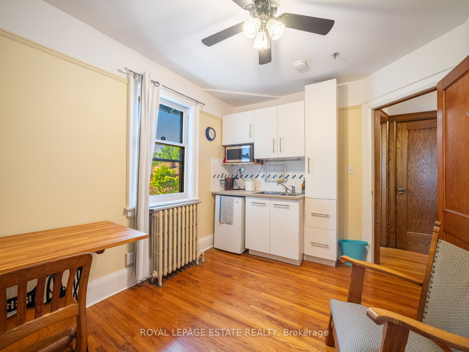 2275 Queen Street E Property Photo 28