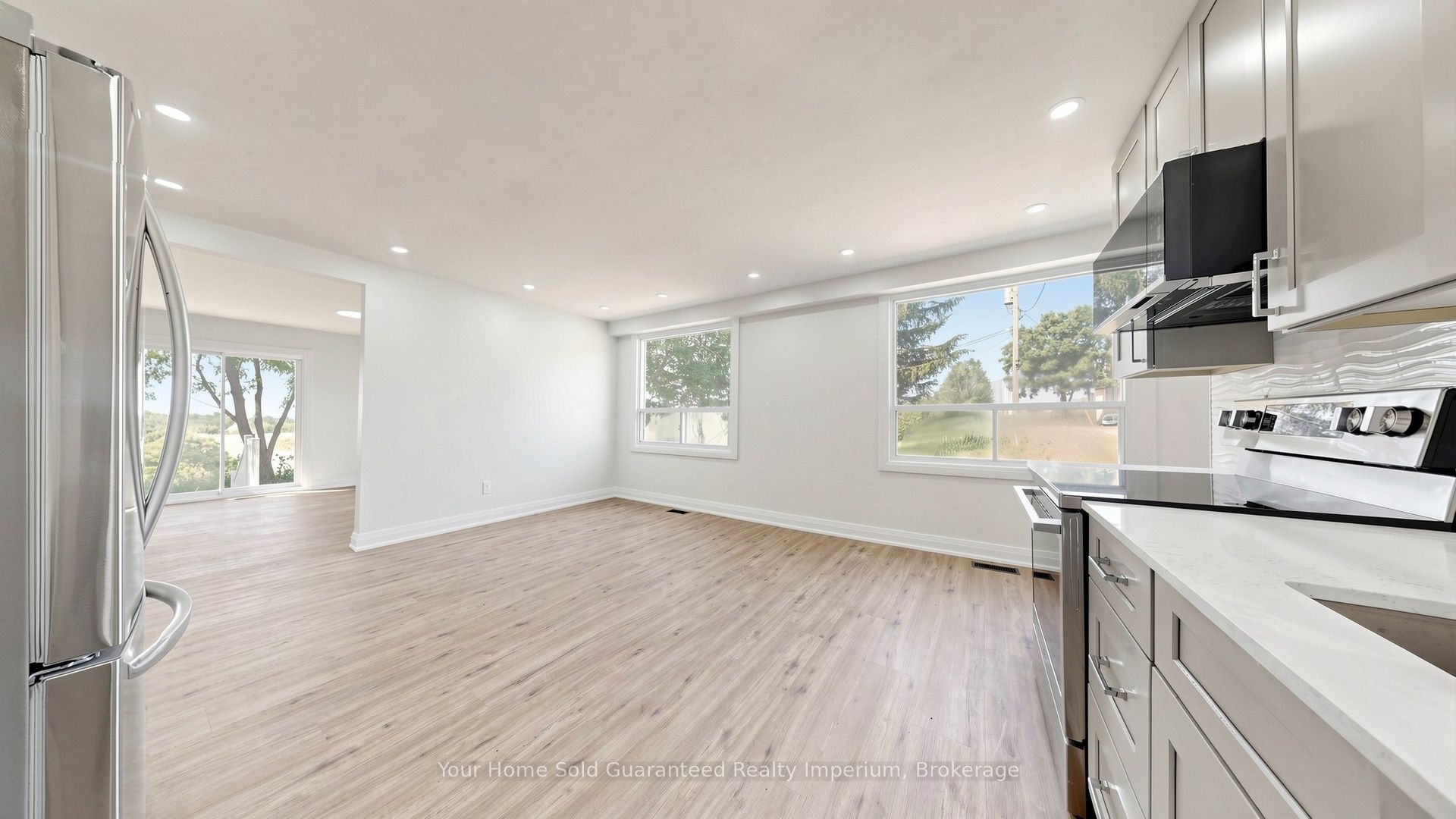 2060 Highway 7 Highway Property Photo 8