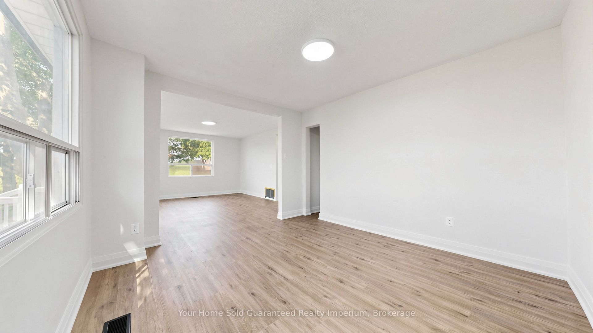 2060 Highway 7 Highway Property Photo 13