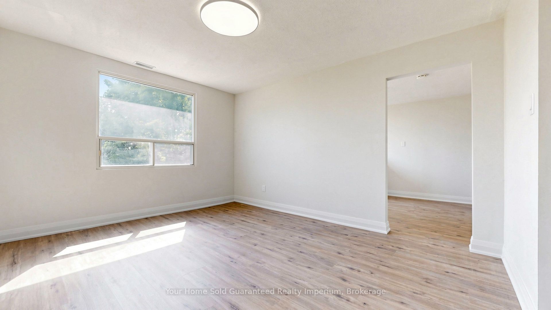 2060 Highway 7 Highway Property Photo 21