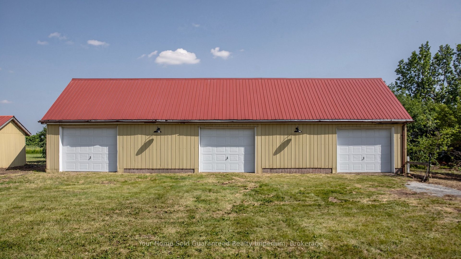 2060 Highway 7 Highway Property Photo 29