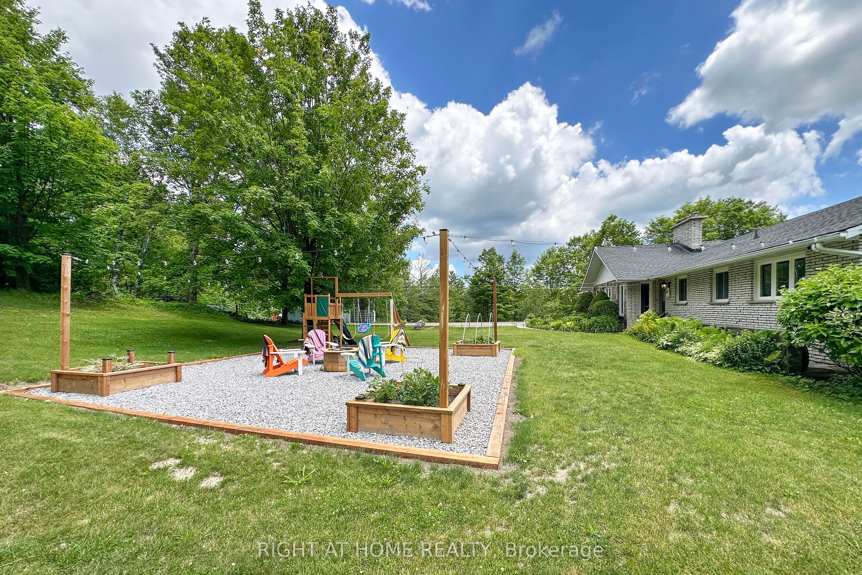 3710 Skelding Road Property Photo 5