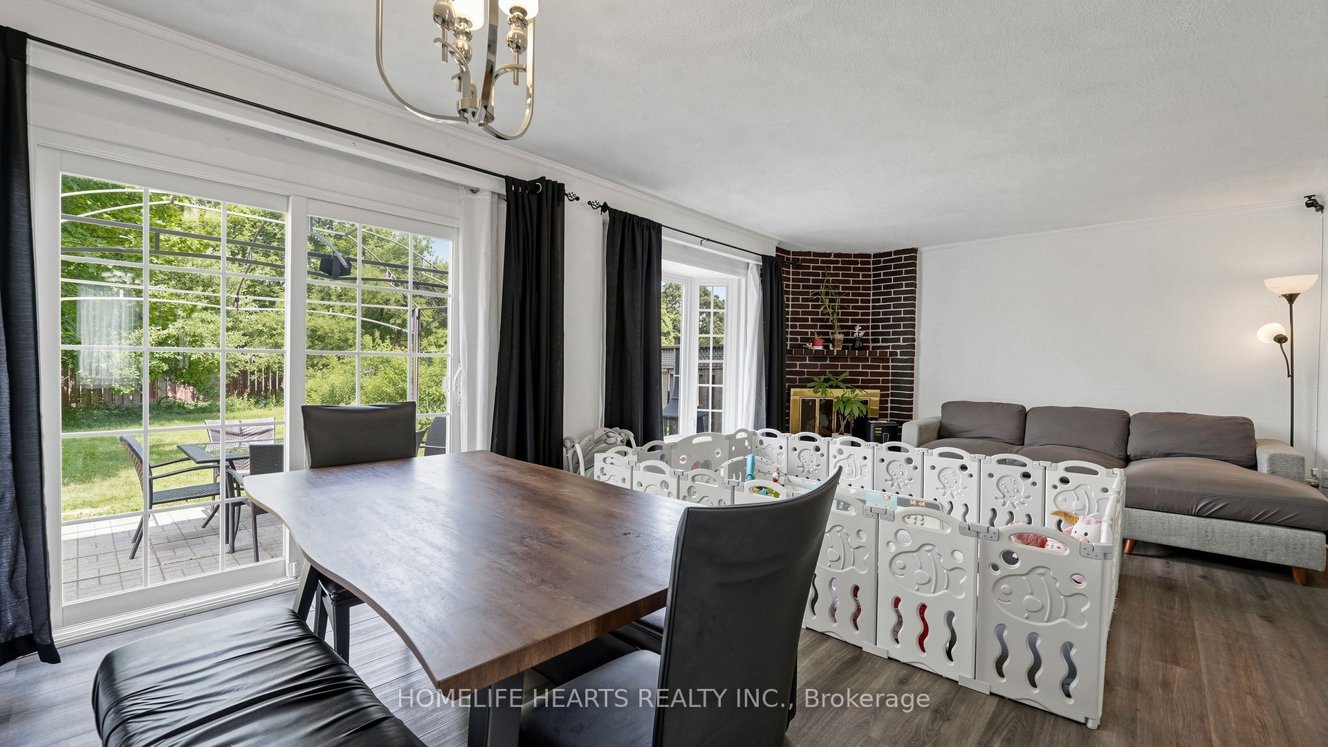 242 Braymore Boulevard Property Photo 15