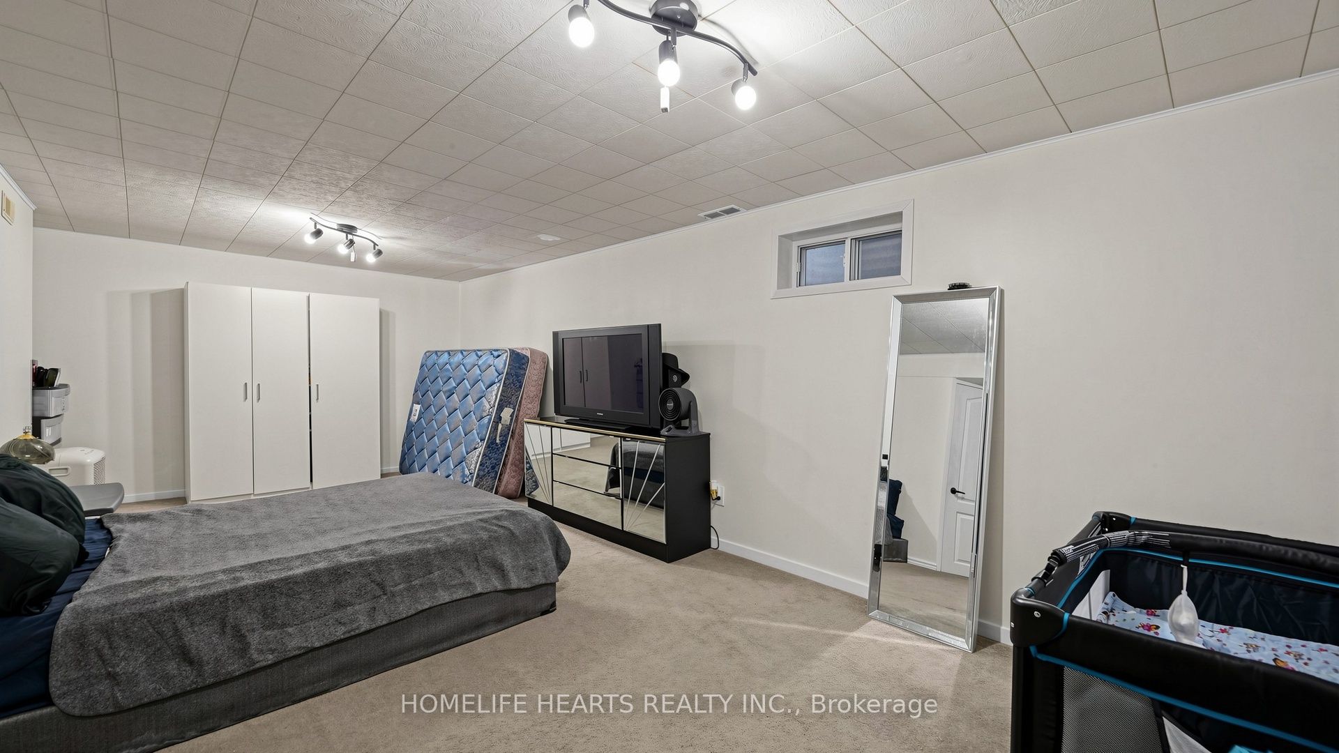 242 Braymore Boulevard Property Photo 23