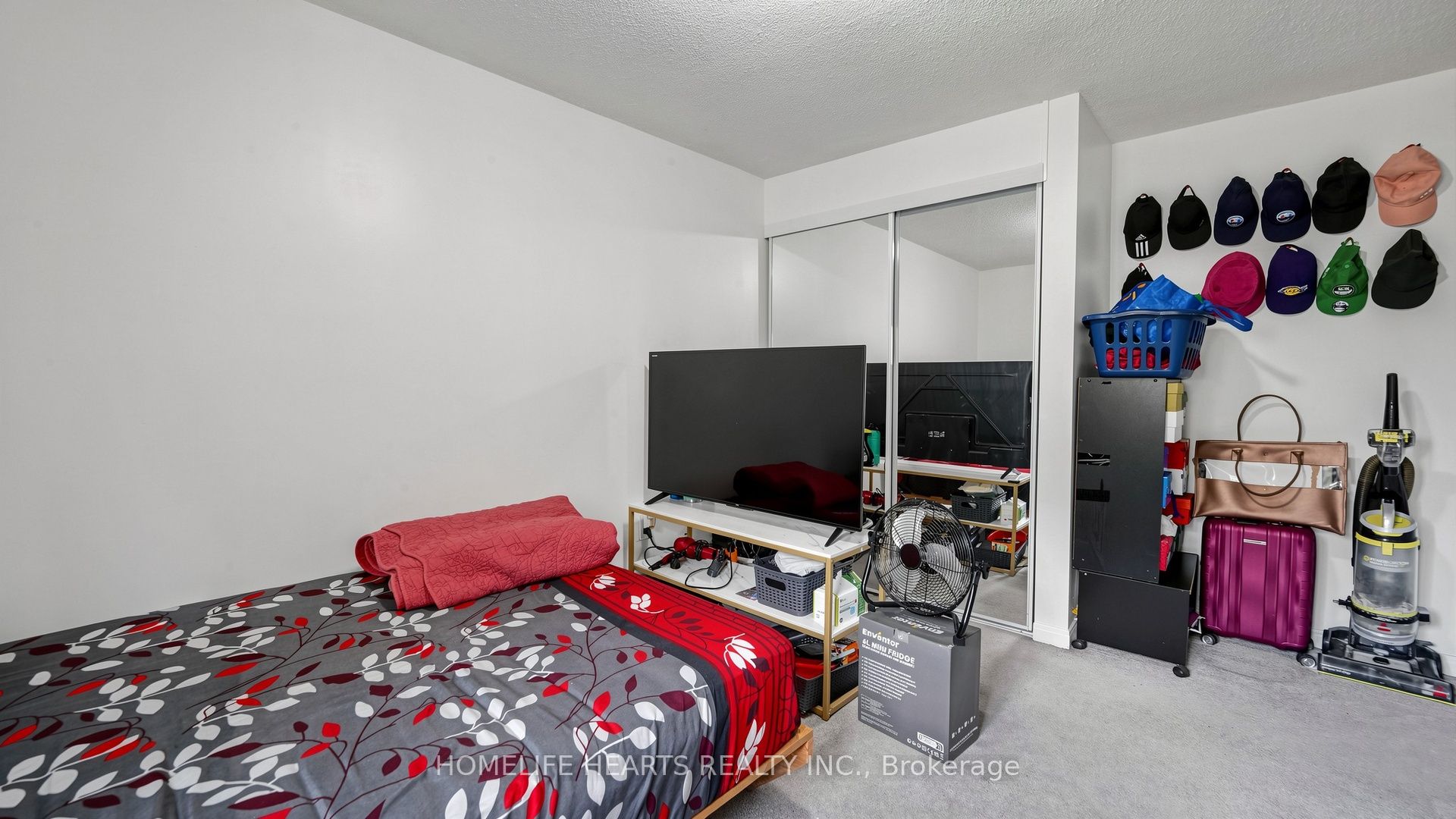 242 Braymore Boulevard Property Photo 27