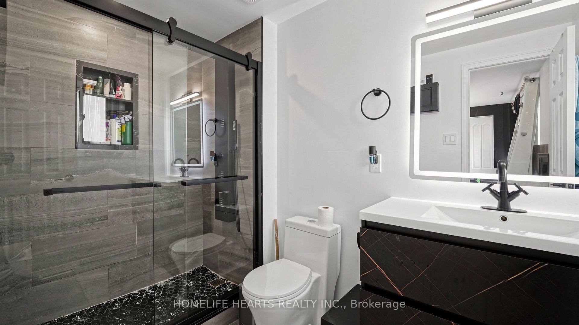 242 Braymore Boulevard Property Photo 34
