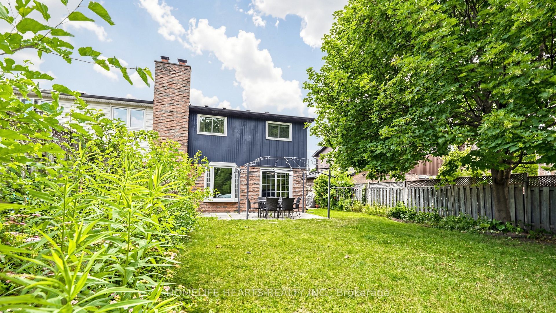 242 Braymore Boulevard Property Photo 49