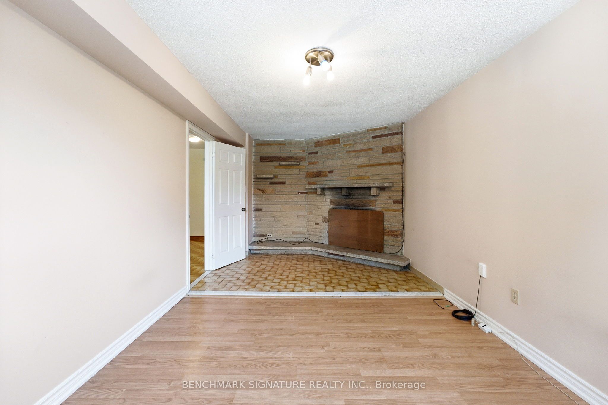 51 Baybrook Crescent Property Photo 8