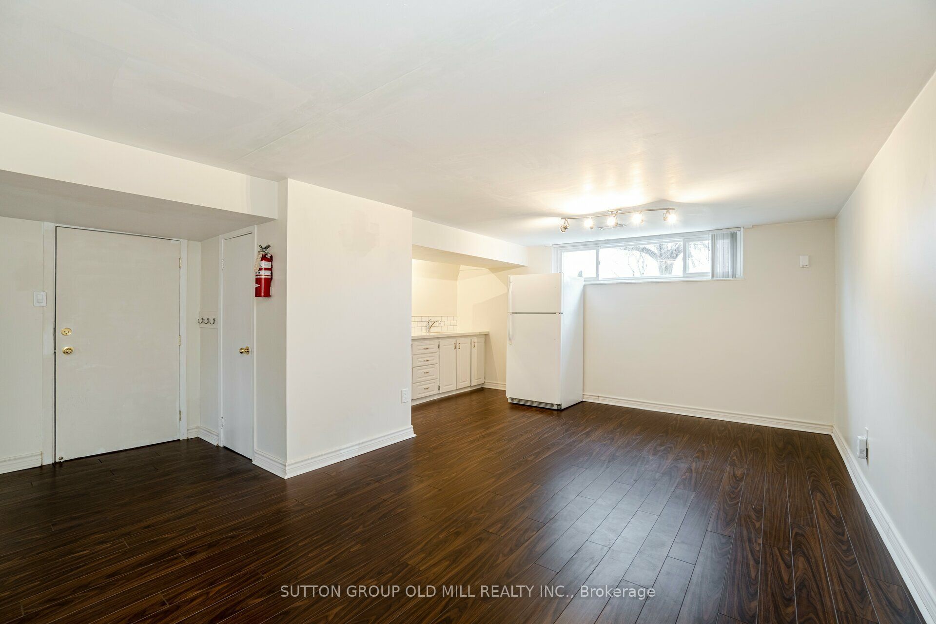 5 Applefield Drive Lower Property Photo 14