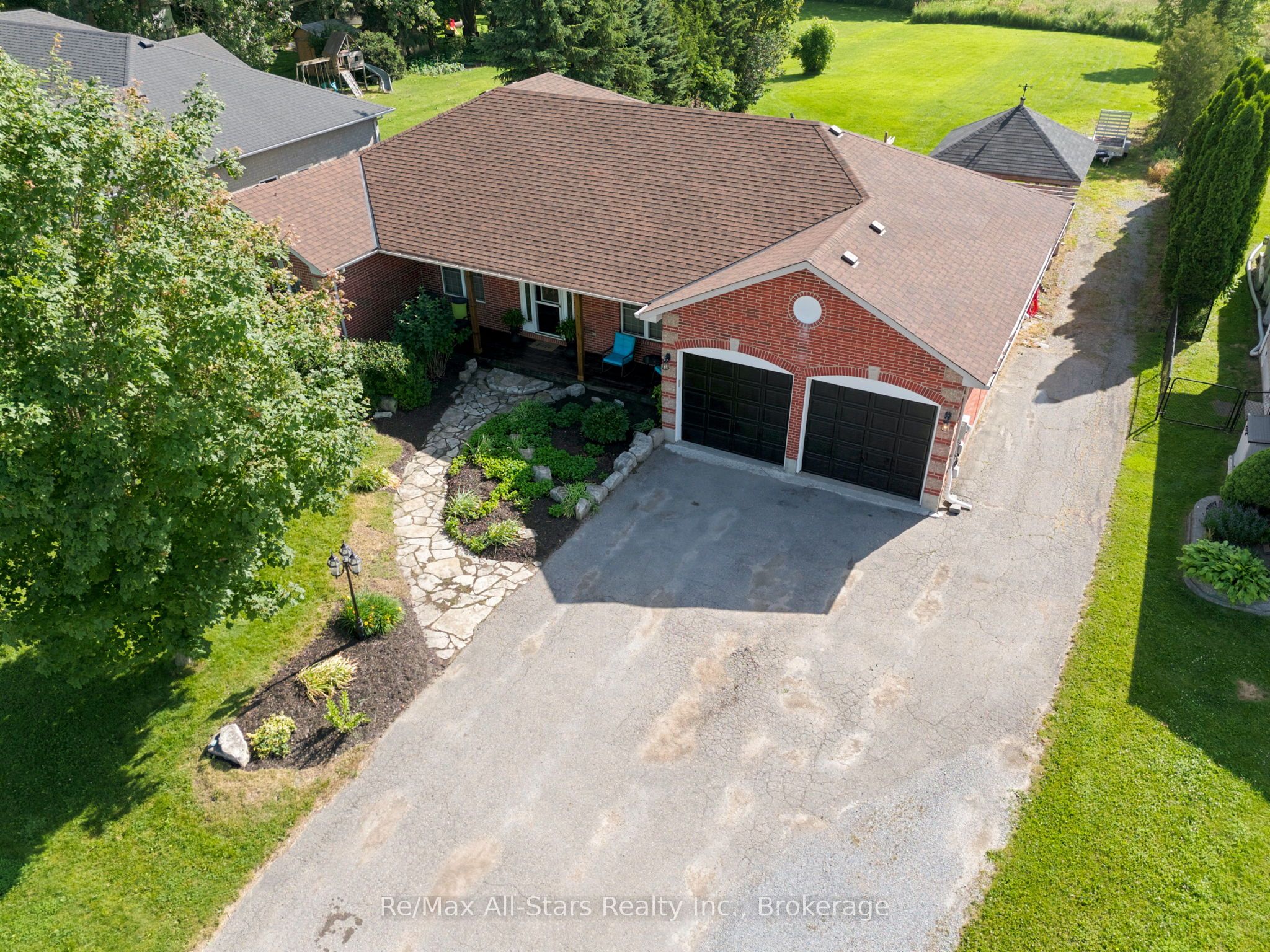 13579 Old Simcoe Road Property Photo 2
