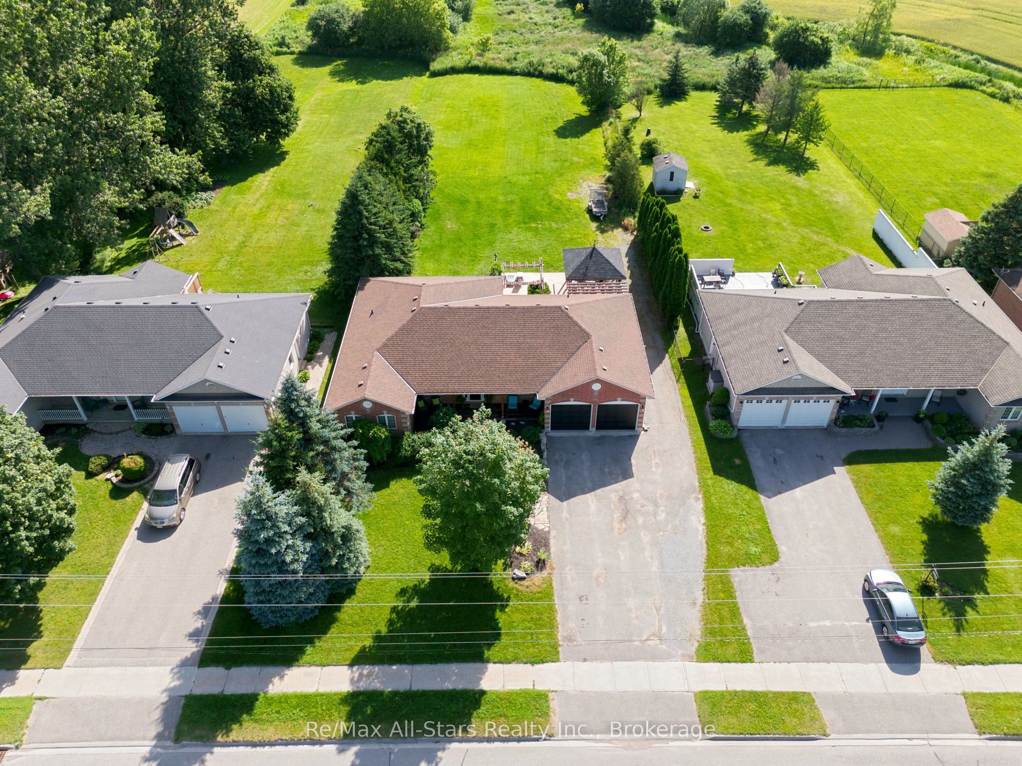 13579 Old Simcoe Road Property Photo 3