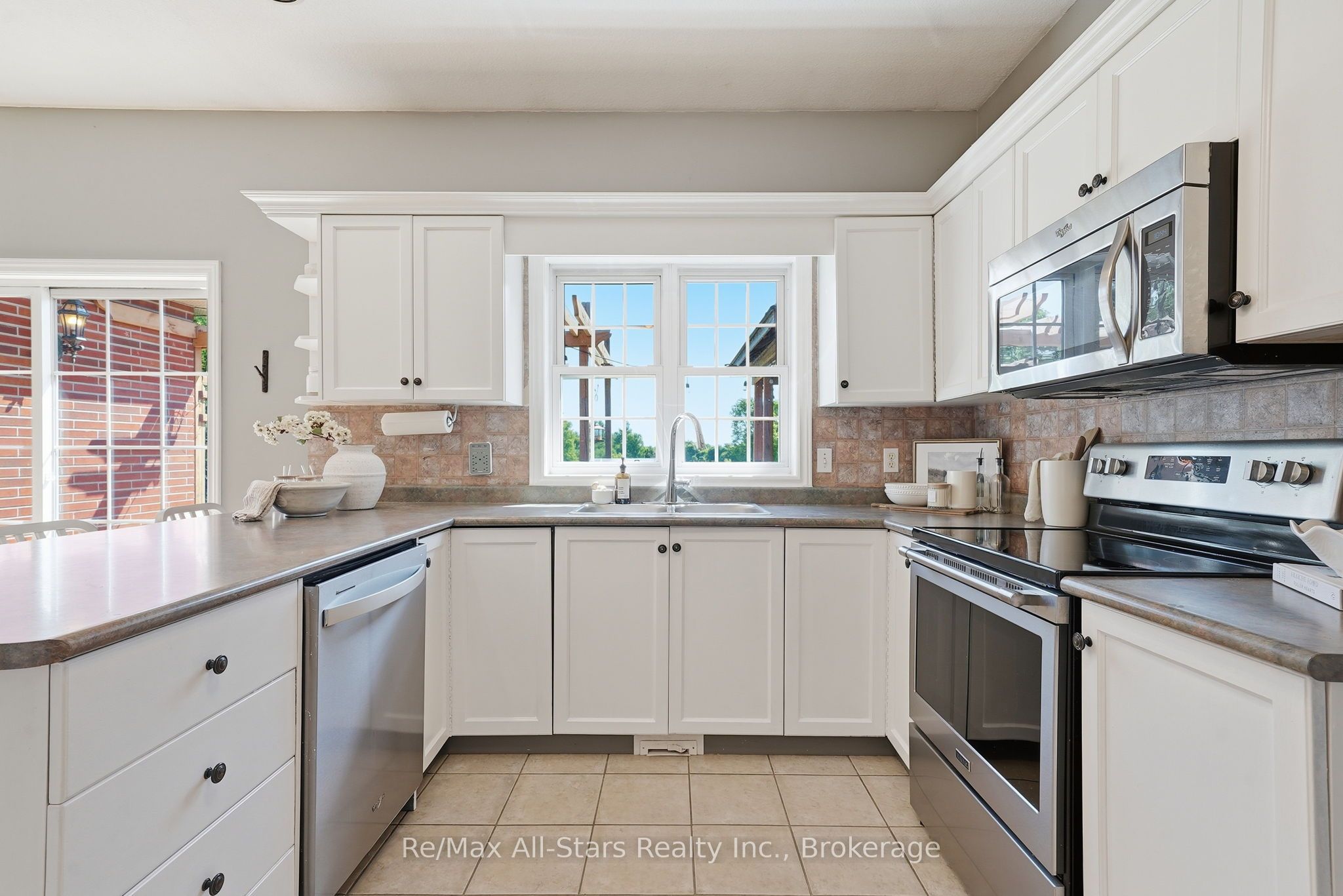 13579 Old Simcoe Road Property Photo 11