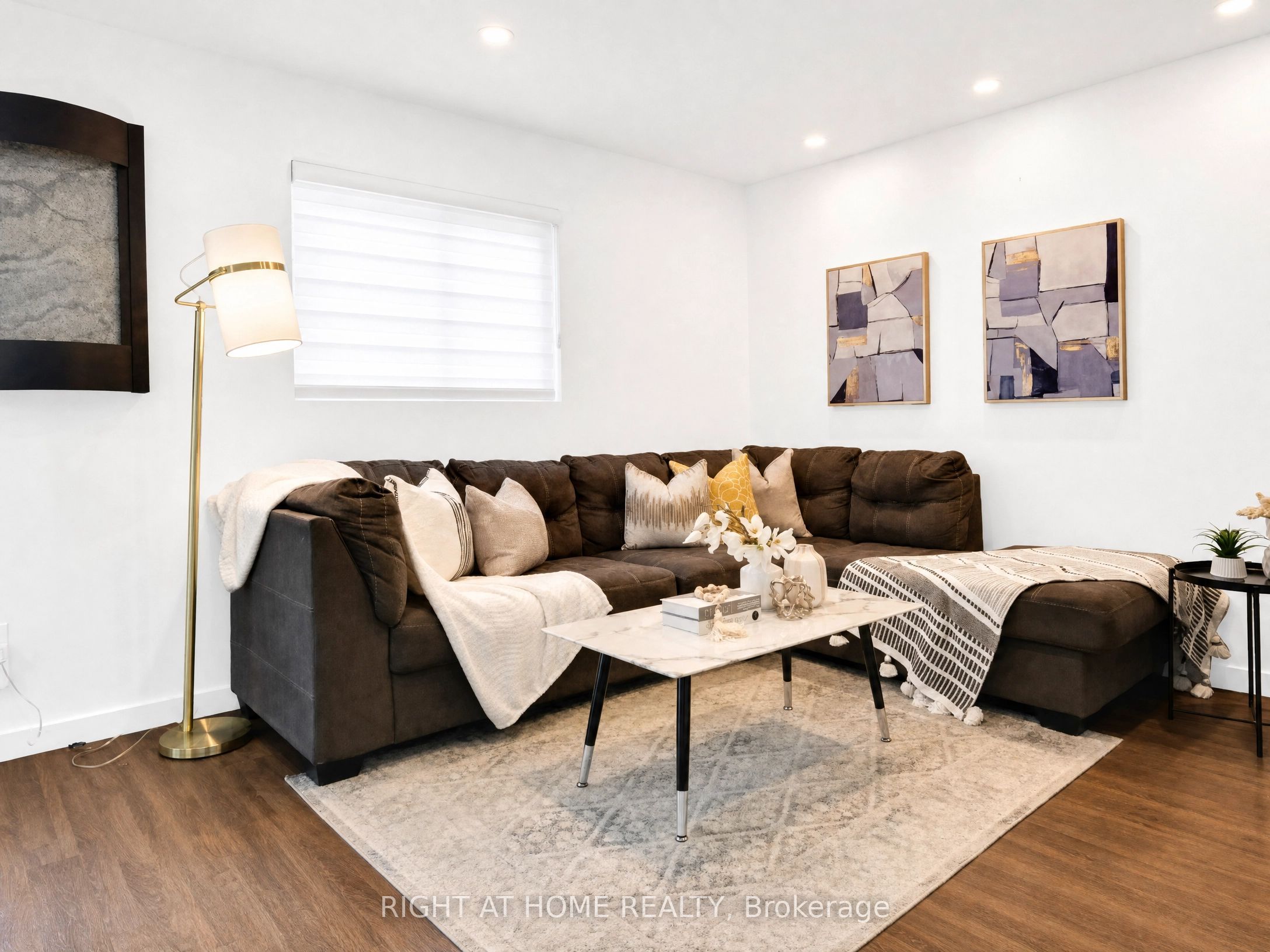 1055 Central Park Boulevard N #4 Property Photo 3