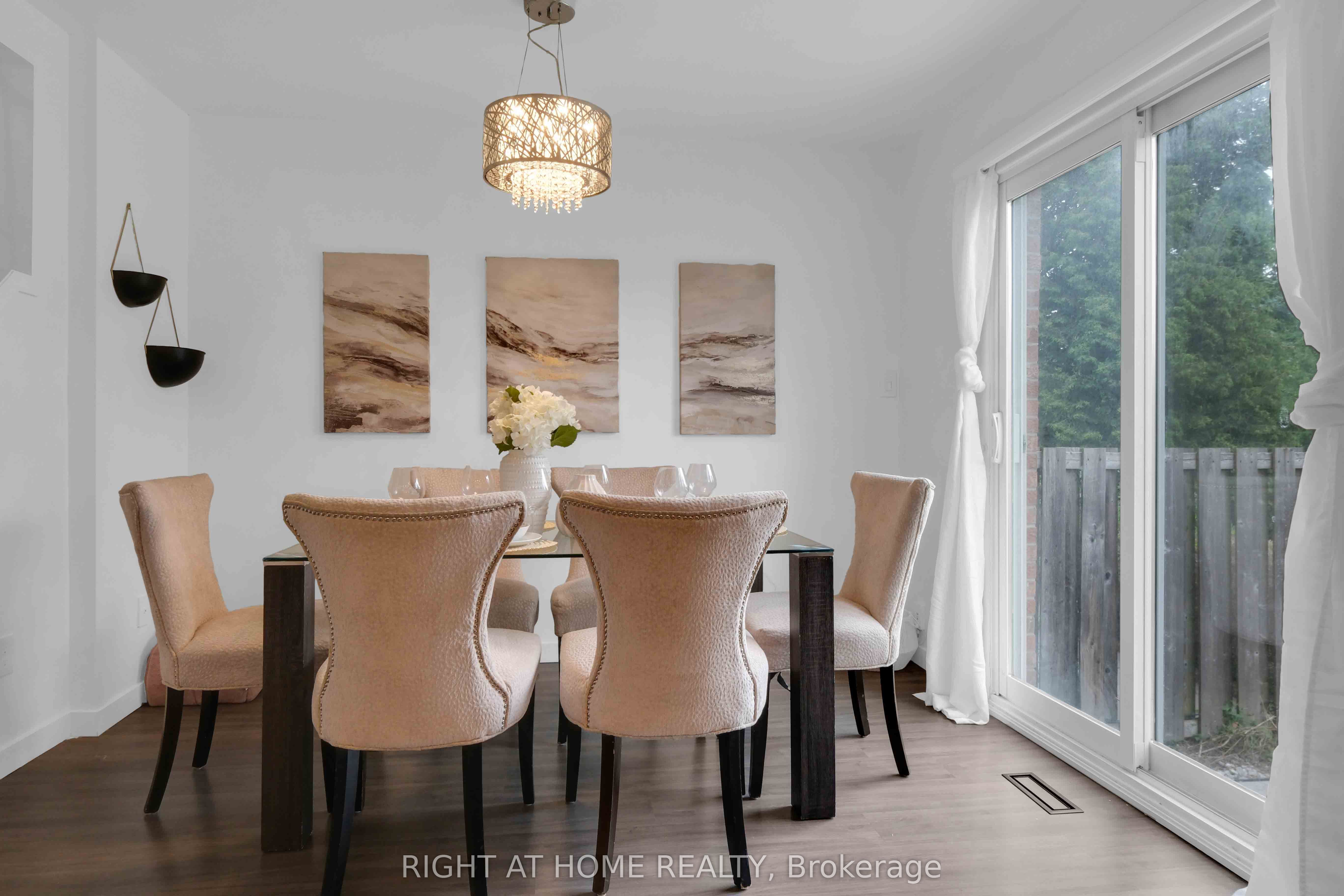 1055 Central Park Boulevard N #4 Property Photo 7