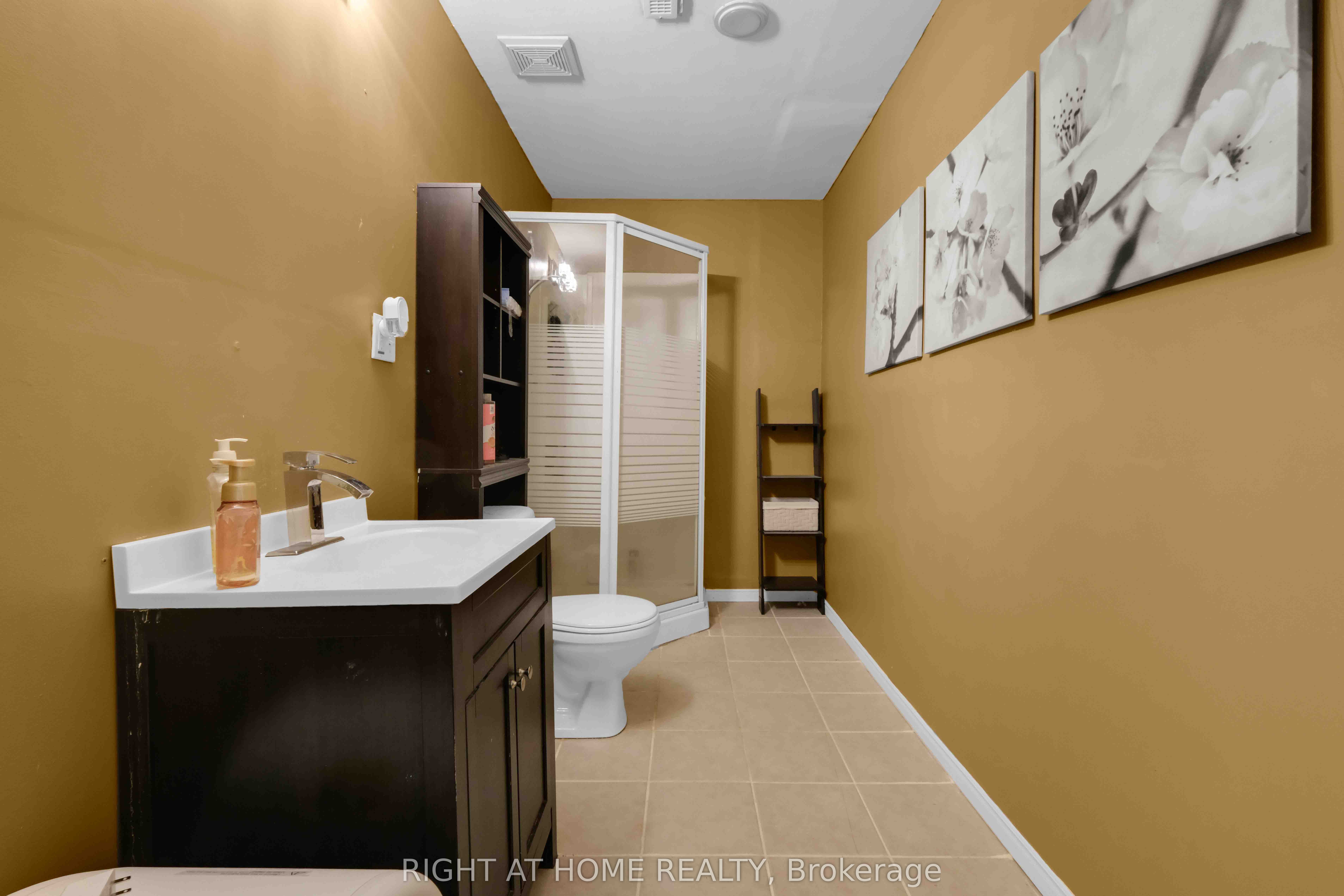 1055 Central Park Boulevard N #4 Property Photo 20