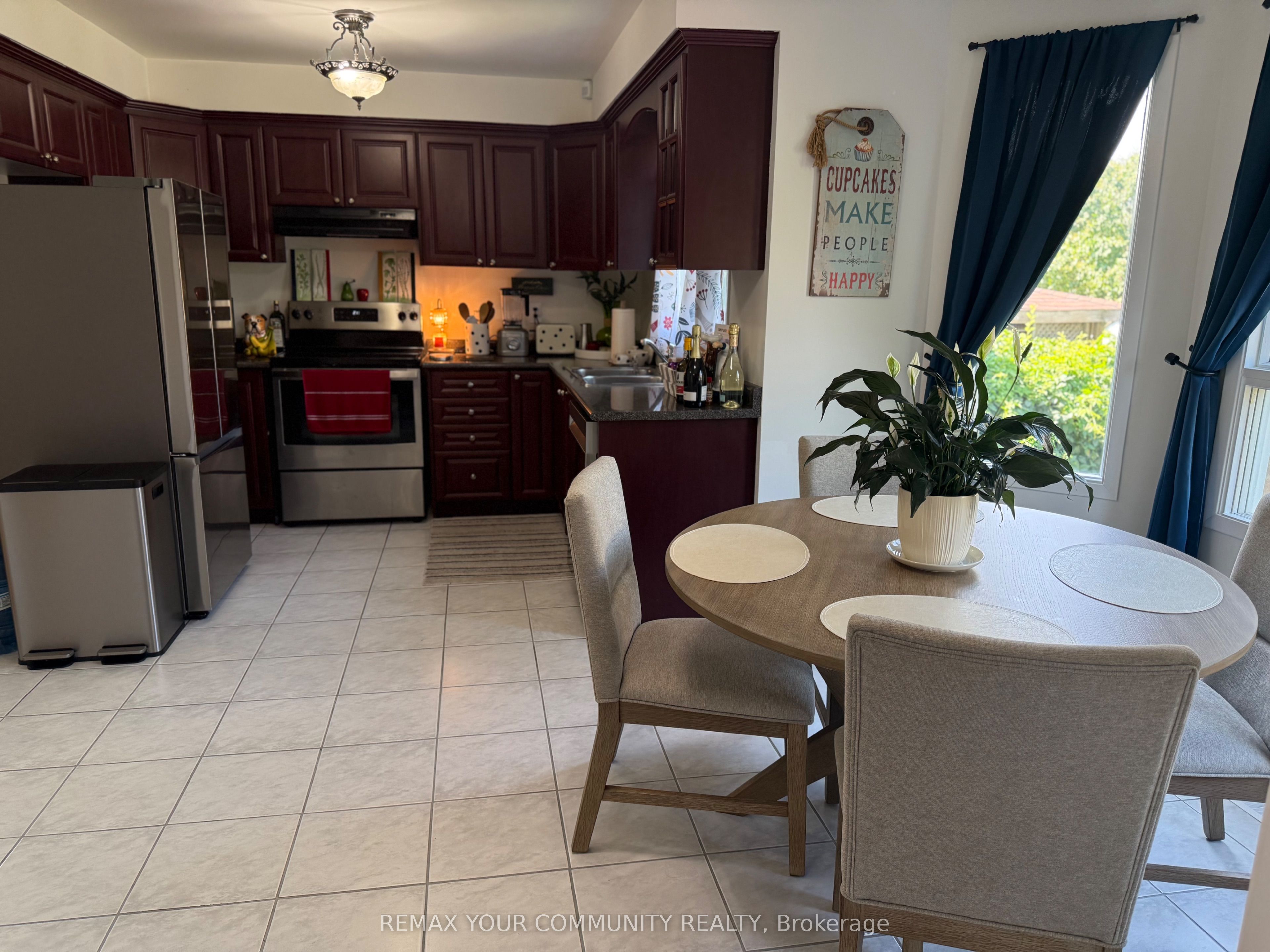 30 Chapman Drive Property Photo 6